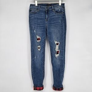 Judy Blue Med Wash Skinny Fit Buffalo Plaid Patch Distressed Jeans‎ Size 28